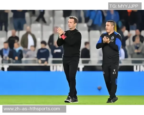 亨克与圣图尔登今晚激战正酣期待精彩比赛结果揭晓 亨克与圣图尔登今晚激战正酣期待精彩比赛结果揭晓